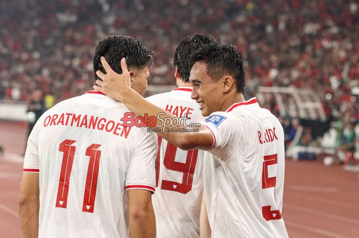 Rizky Ridho sedang melakukan selebrasi seusai mencetak gol dalam laga keenam babak penyisihan grup F Kualifikasi Piala Dunia 2026 antara timnas Indonesia versus timnas Filipina di Stadion Utama Gelora Bung Karno, Senayan, Jakarta, Selasa (11/6/2024). (Foto : BolaSport)