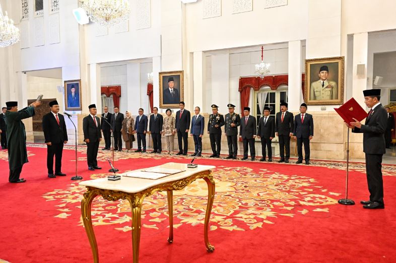 Presiden Joko Widodo dalam pelantikan yang berlangsung di Istana Negara Jakarta, pada Rabu (11/9/202. (Foto: Dok. BPMI Setpres)