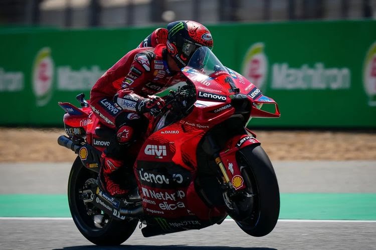 Pembalap Ducati Lenovo, Francesco Bagnaia Tak Terbendung di Kualifikasi MotoGP Thailand 2024.(Foto : MotoGP)