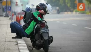 Bahlil Lahadalia : Ojol Tak Akan Dapat BBM Subsidi