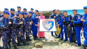 Peringati HUT AIRUD ke-74, Dit Polairud Polda Gorontalo Lakukan Transplantasi Karang