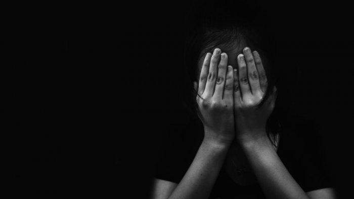 ILustrasi. Oknum Polisi di Sangihe Diduga Rudapaksa Bocah 10 tahun Usai Dipaksa Nonton Video Dewasa. (Foto : Shutterstock)