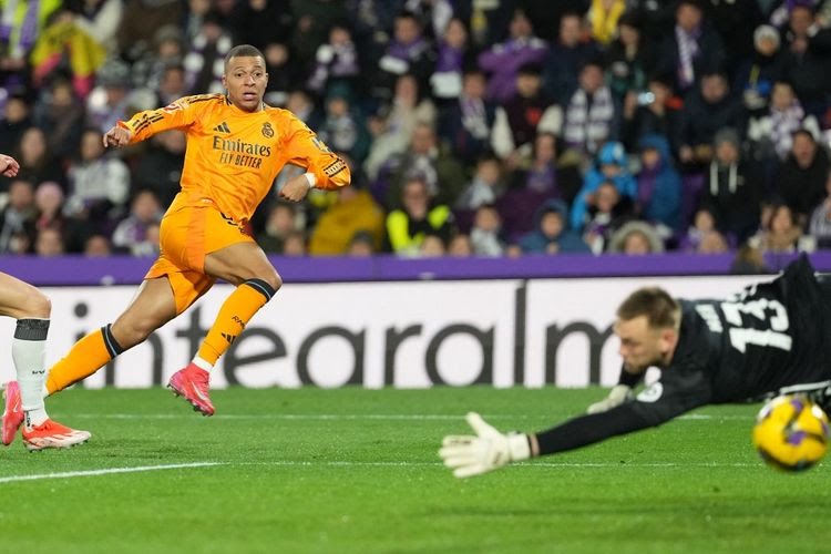 Kylian Mbappe mencetak dua gol ke gawang Real Valladolid, Minggu (26/1/2025) dini hari WIB. (Foto : Cesar Manso)