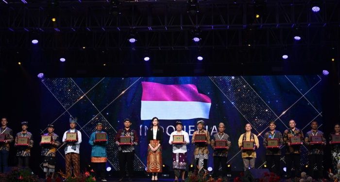 Wisata Hiu Paus Botubarani Bone Bolango Raih Penghargaan Pariwisata ASEAN