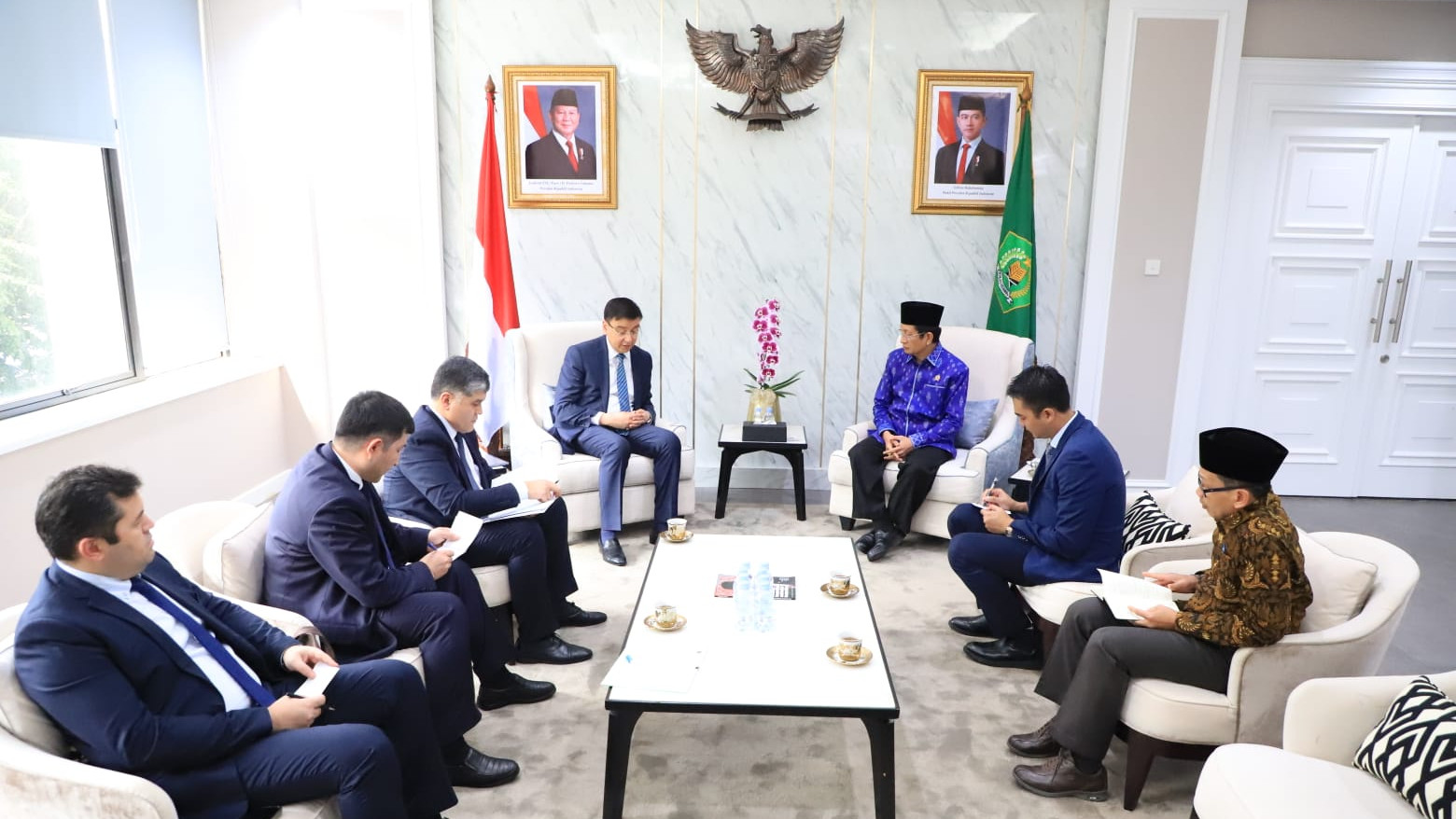 Menag Nasaruddin Umar saat menerima kunjungan Menteri Luar Negeri Uzbekistan di Jakarta.(Foto : Dok. Kemenag)