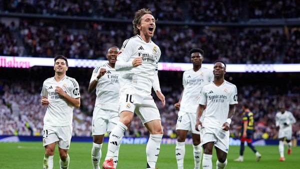 Real Madrid dekati Barcelona di puncak klasemen Liga Spanyol. (Foto: Getty Images)