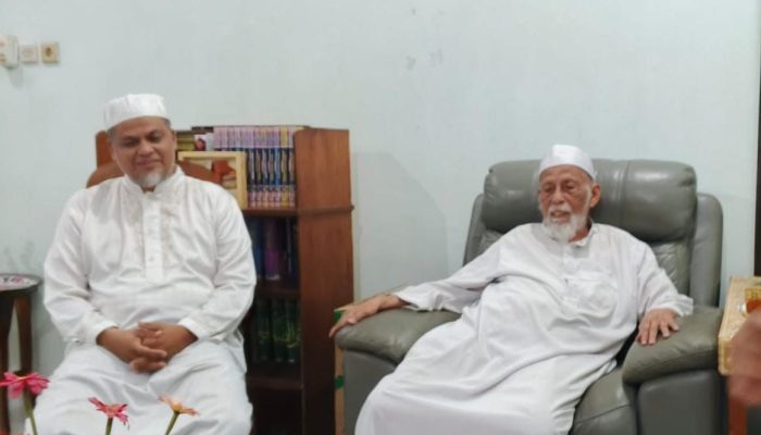 Kunjungi MUI, Ustadz Lim: Syariat Islam Harus Diterapkan Lewat Dakwah dan Kedamaian