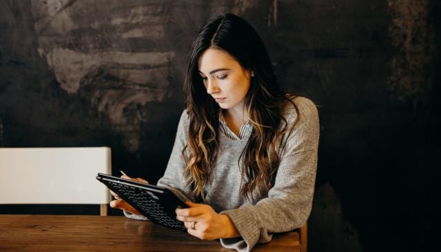 Ilustrasi Perempuan mandiri. (Foto : Brooke Cagle/Unsplash)