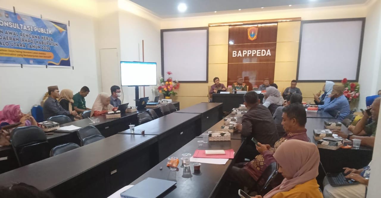 Suasana kegiatan konsultasi publik Rancangan Awal Rencana Kerja Pemerintah Daerah (RKPD) Gorut Tahun 2026, Kamis (13/02/2024). (Foto : Ist.)