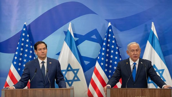 Menlu AS Marco Rubio dan PM Israel Benjamin Netanyahu menggelar konferensi pers usai pertemuan di Yerusalem. (Foto : Ohad Zwigenberg/Pool via REUTERS Purchase Licensing Rights)