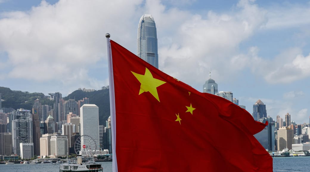 Ilustrasi. China larang pakar AI di negaranya bepergian ke AS, khawatir data strategis bocor.(Foto : Reuters)