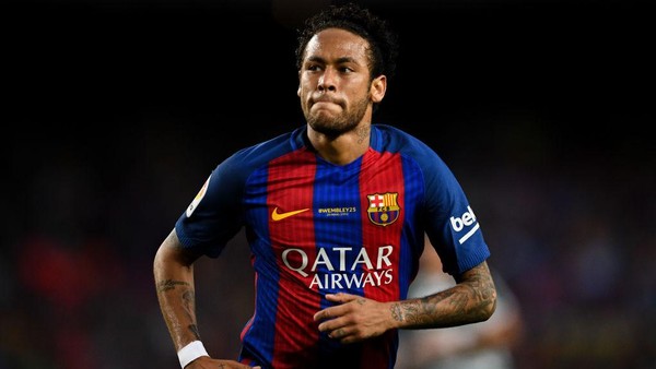 Neymar dikabarkan bakal kembali ke Barcelona. (Foto: Getty Images/David Ramos)