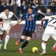 Jay Idzes membentengi pertahanan Venezia saat menghadapi Atalanta. (Foto : REUTERS/Alessandro Garofalo)
