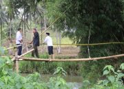 Tinjau Jembatan Bambu di Bulontio Timur, Ridwan Monoarfa : Perlu Perhatian Serius