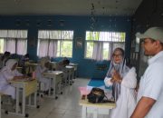 Komisi IV Deprov Pantau Langsung Ujian di SMA Negeri 1 Paguat