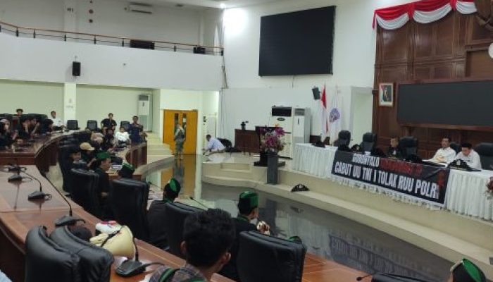 Ghalieb Lahidjun Usulkan Mahasiswa Terlibat Awasi Pansus DPRD