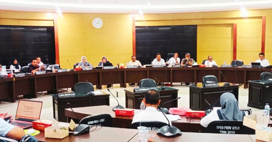Suasana Rapat lanjutan pansus Tambang DPRD Provinsi Gorontalo.(Foto : Dok. Ist.)