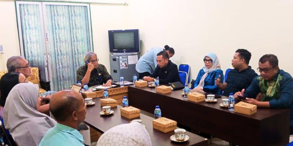 Komisi IV saat melakukan kunjungan kerja ke Kantor Perwakilan BKKBN Provinsi Gorontalo, Kamis (15/5/2025). (Foto : Dok. Ist.)