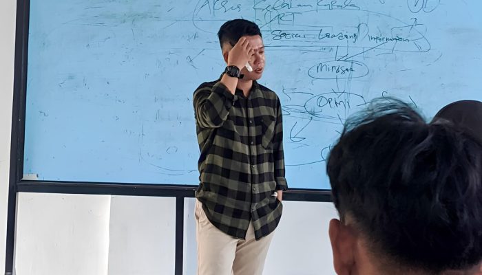 Hasrat Tak Bernalar: Apa yang Dipelajari dari Grup Fantasi Sedarah ? Ini Renungan buat Saya