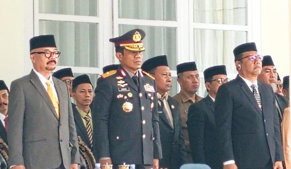 Ketua DPRD Provinsi Gorontalo bersama Forkopimda saat mengikuti upacara peringatan hari lahir pancasila 1 juni 2025. (Fhoto: Humas DPRD)