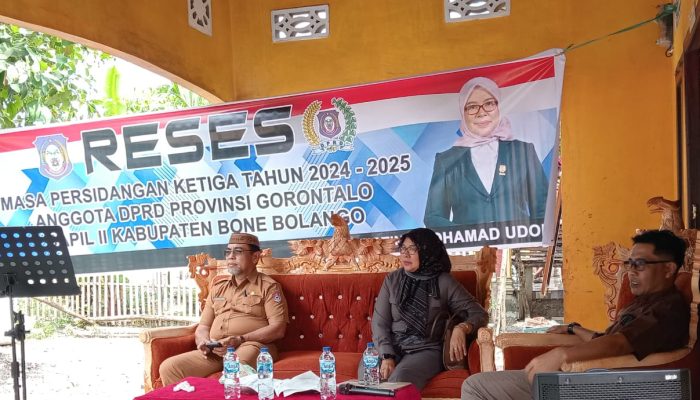 Reses di Bone Raya, Ini Aspirasi Warga yang Dicatat Femmy Udoki