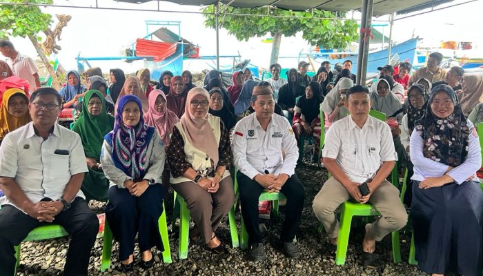 Femmy Udoki Serap Aspirasi Warga saat Reses di Molamahu