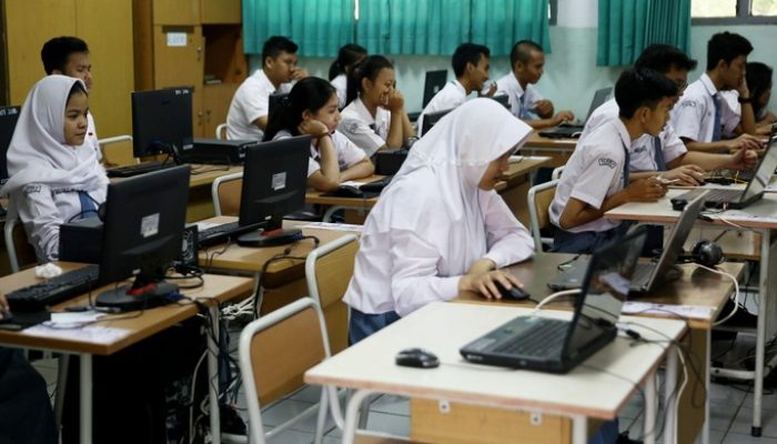 Gantikan UN, TKA Diberlakukan Bertahap Mulai SMA