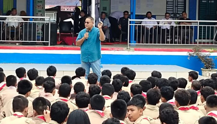 JMSI Goes to School, Teguh Santosa Ingatkan Rendahnya Literasi Indonesia