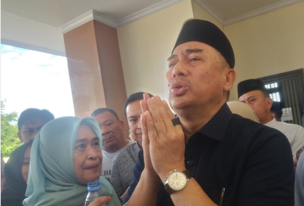 Hamim Pou Ucap Syukur usai dirinya diVonis bebas, Rabu (23/7/2025).(Foto: Ulanda.id)