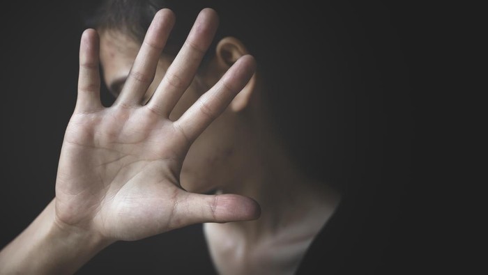 Ilustrasi Pelecehan Seksual. (Foto: Getty Images/iStockphoto/Tinnakorn Jorruang)