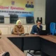 Wakil Bupati Gorontalo Utara, Nurjanah Yusuf saat mengikuti Rapat Koordinasi TPID Tahun 2025 yang dipimpin Menteri Dalam Negeri melalui Zoom Meeting, Senin (11/08/2025). (Foto : Dok. Humas)