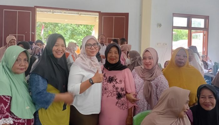 Femmy Udoki Pastikan Bantuan UMKM di Bone Bolango Tepat Sasaran