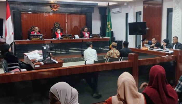 Kades Buhu Dituntut 9 Bulan Penjara