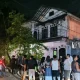Lokasi penemuan 5 mayat yang masih satu keluarga di Indramayu, Selasa (2/9/2025). (Foto: kumparan)