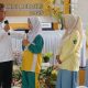 Thariq Modanggu saat menghadiri kegiatan launching pemeriksaan kesehatan gratis di SMP Negeri 1 Kwandang. (Foto : Dok. Kominfo)