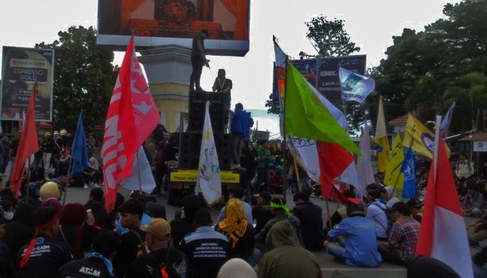Rekayasa Lalu Lintas Diterapkan di Perlimaan Kota Gorontalo 