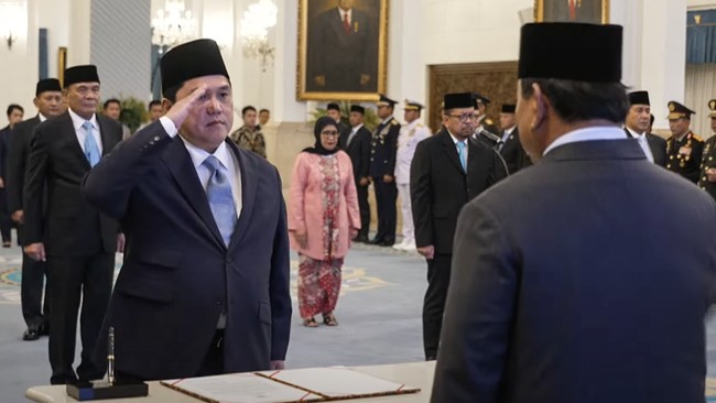 Erick Thohir saat dilantik jadi Menpora RI. (Foto : Dok. Sekpres)