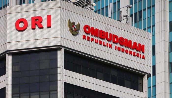 Arus Kesadaran Publik dan Ironi Pelayanan Negara