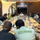 Komisi IV DPRD Provinsi Gorontalo saat menggelar pertemuan lanjutan dengan PT Royal Coconut dan Federasi Serikat Pekerja Metal Indonesia (FSPMI) Gorontalo, Jumat (03/09/2025). (Foto : Dok. Ist.)