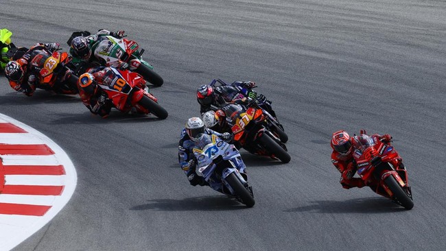 MotoGP. (Foto : REUTERS/Albert Gea)