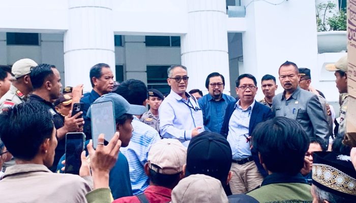 DPRD Tegaskan Komitmen Dukung Petani, Siap Rekomendasikan Pencabutan Izin Sawit Bermasalah