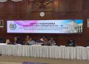 Suasana Rapat Paripurna dalam rangka Penyampaian Laporan Pansus Pertambangan dan rekomendasi DPRD terhadap tata kelola pertambangan di wilayah Gorontalo, Senin (8/11/2025). (Foto : HUMAS DPRD)