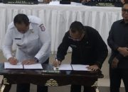 DPRD dan Pemprov Gorontalo Tandatangani Persetujuan Ranperda Pengarusutamaan Gender.(Foto : Dok. HUMAS DPRD) 