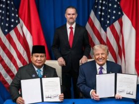 Presiden Prabowo Subianto dan Presiden AS Donald Trump resmi menandatangani tarif perdagangan resiprokal kedua negara, Kamis (19/2/2026). (Foto: Dok. Medsos Sekretariat Kabinet RI)