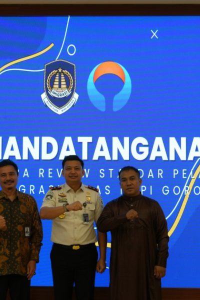 Kantor Imigrasi Kelas I TPI Gorontalo bersama Ombudsman RI Perwakilan Gorontalo menggelar Forum Diskusi Publik dalam rangka Review Standar Pelayanan, Selasa (3/3/2026). (Foto : Dok. Imigrasi Gorontalo)