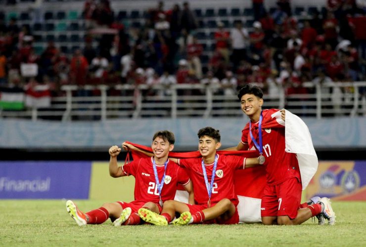 Pemain Timnas U19 Indonesia usai menjuarai Piala AFF U19 2024.(Foto : KOMPAS.COM/SUCI RAHAYU)