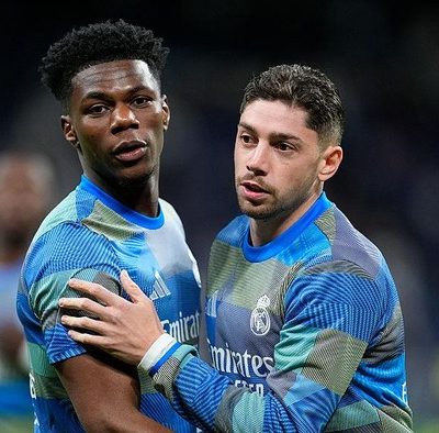 Federico Valverde dan Aurelien Tchouameni. (Foto: Oscar J. Barroso/Europa Press via Getty Images)