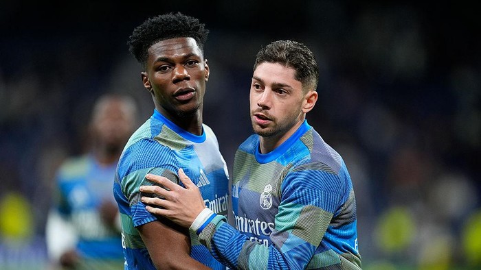 Federico Valverde dan Aurelien Tchouameni. (Foto: Oscar J. Barroso/Europa Press via Getty Images)