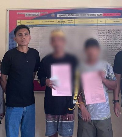 Satreskrim Polres Pohuwato melakukan penahanan terhadap dua tersangka PETI Bulangita, Pohuwato.(Foto : Dok. Polri)