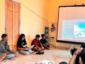 Jaring Advokasi Pengelolaan Sumber Daya Alam (JAPESDA) membentuk Sekolah Advokasi Pesisir (SADAR) di Desa Bajo.(Foto : Dok. JAPESDA)